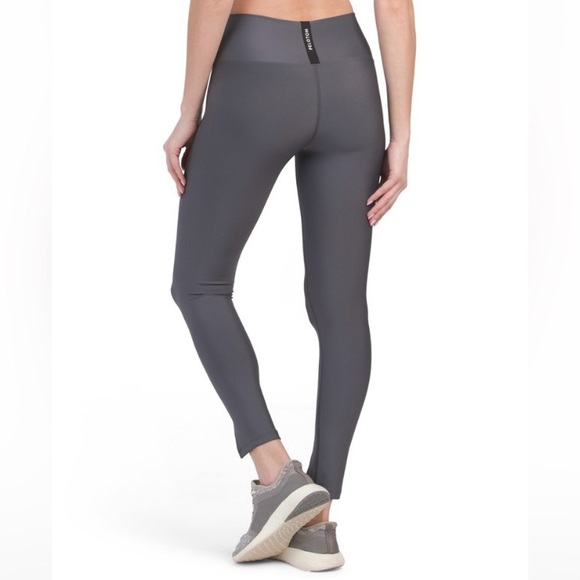 Peloton Front Slit Leggings Size XS NWT - Picture 3 of 9